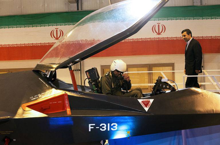 ifmat - Iran's Homemade Fighter Plane Ready