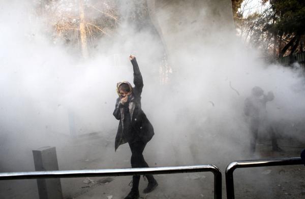 ifmat - 3700 Iranian Protesters Have Been Arrested by the Government