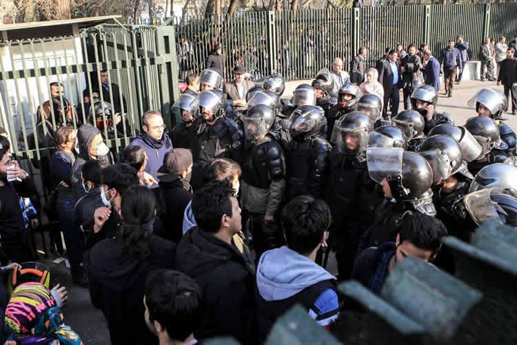 ifmat - Amnesty International calls Iran to investigate reports of protester deaths in custody