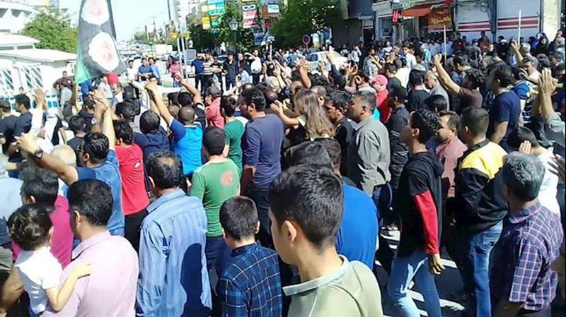 ifmat - Thousands of people uprising in Iran