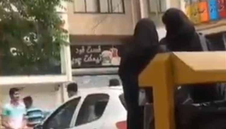 ifmat - Security forces raid restaurant serving food during Ramadan fast