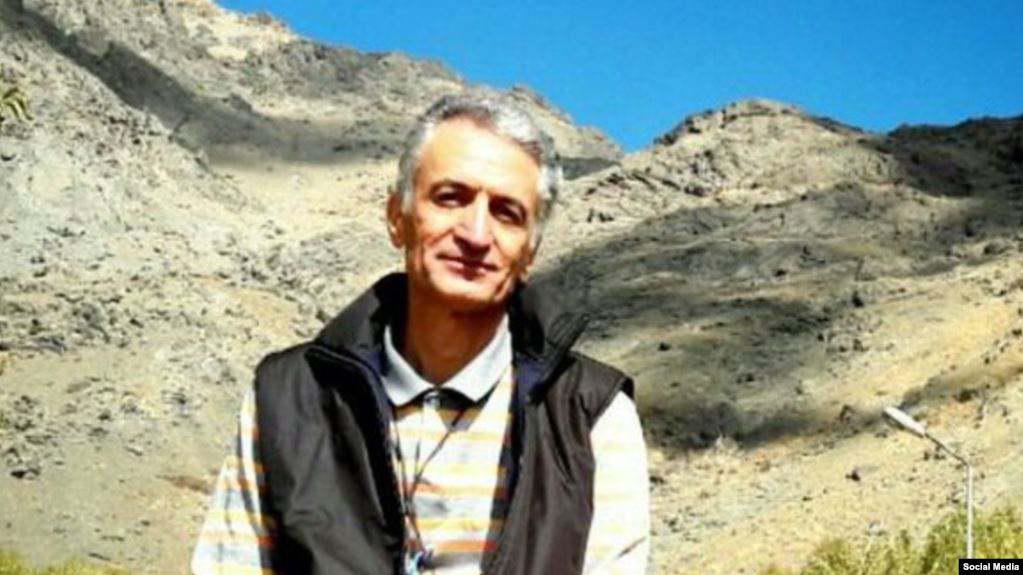 ifmat - IRGC arrest teacher activist at his home