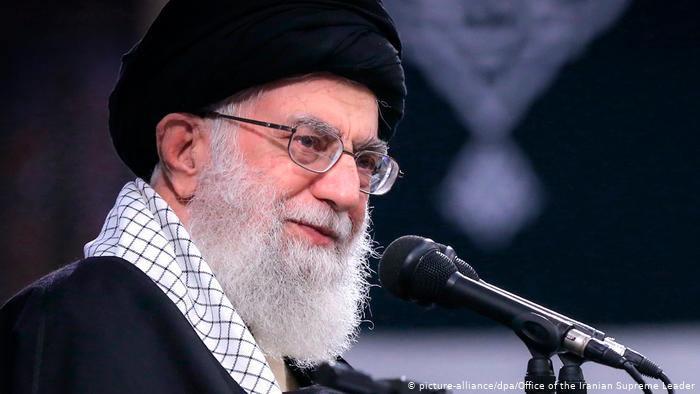 ifmat - Iranian leader Ayatollah Khamenei opens a Twitter account in Hindi