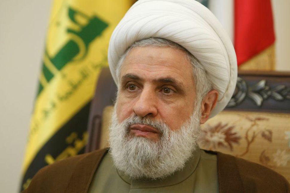 ifmat - Hezbollah says Iran will be one to respond to assassination of scientist