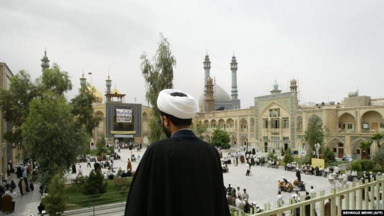 ifmat - Afghans tricked by Qom seminary into spying for Iran