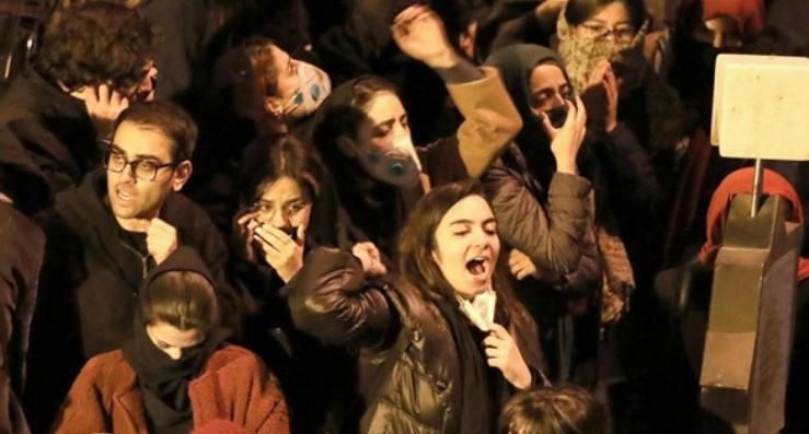 ifmat - Iranian schoolteachers rising up to improve their conditions