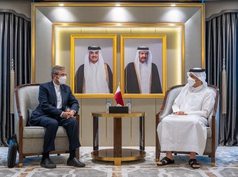 ifmat - Top Iranian official Bagheri meets Qatar FM in first visit to Doha