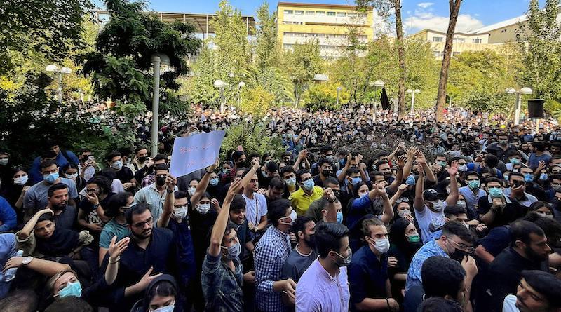 ifmat - Salute The Courage Of Iran Female Protesters