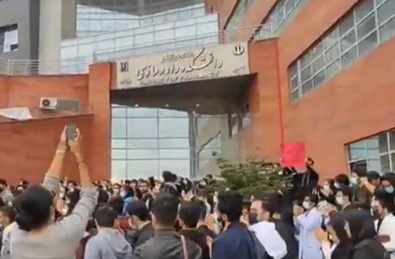 ifmat - How Iran universities have become the center of a national uprising