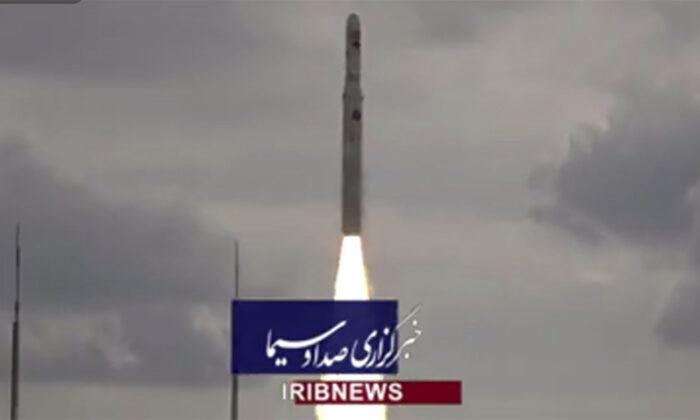 ifmat - Iran Revolutionary Guard Launches Rocket Amid More Protests