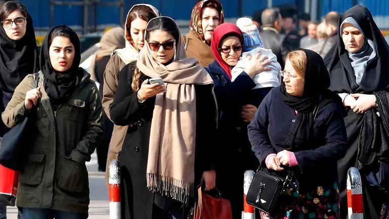 ifmat - Iran to punish people who violate hijab law